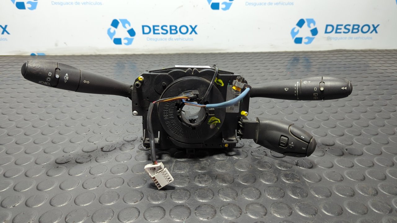 MANDO MULTIFUNCION PEUGEOT 207