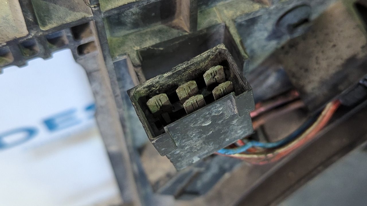 ELECTROVENTILADOR MERCEDES-BENZ VITO (W638) CAJA CERRADA - vista 9