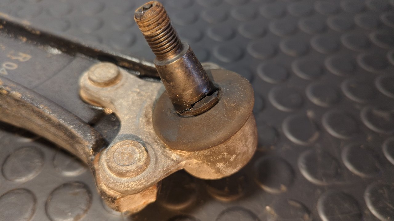 BRAZO DERECHO INFERIOR DELANTERO VOLKSWAGEN CADDY KA/KB (2K) - vista 7