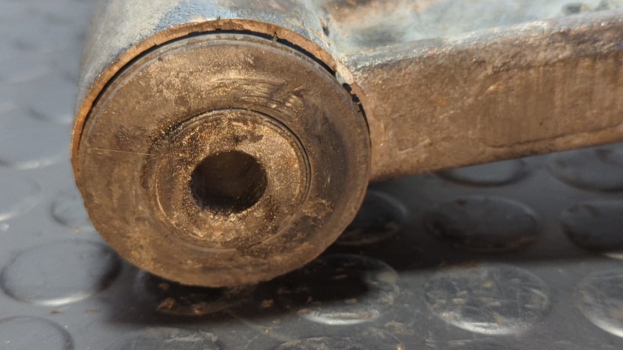 BRAZO DERECHO INFERIOR DELANTERO VOLKSWAGEN CADDY KA/KB (2K) - vista 2