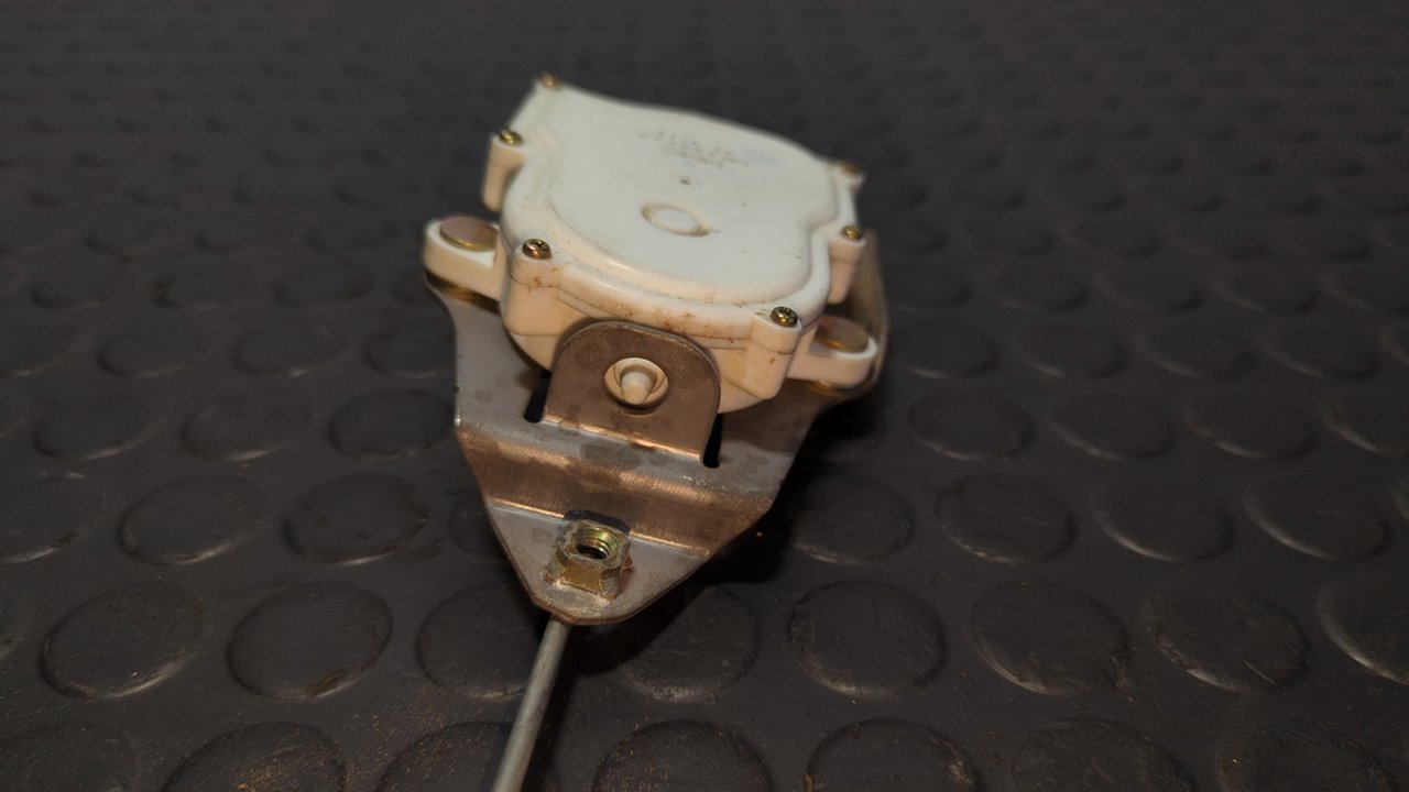 MOTOR CIERRE CENTRALIZADO TRASERO IZQUIERDO MITSUBISHI L 200 (K6/7) - vista 6