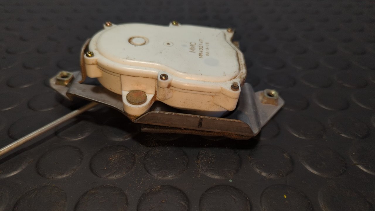 MOTOR CIERRE CENTRALIZADO TRASERO IZQUIERDO MITSUBISHI L 200 (K6/7) - vista 3