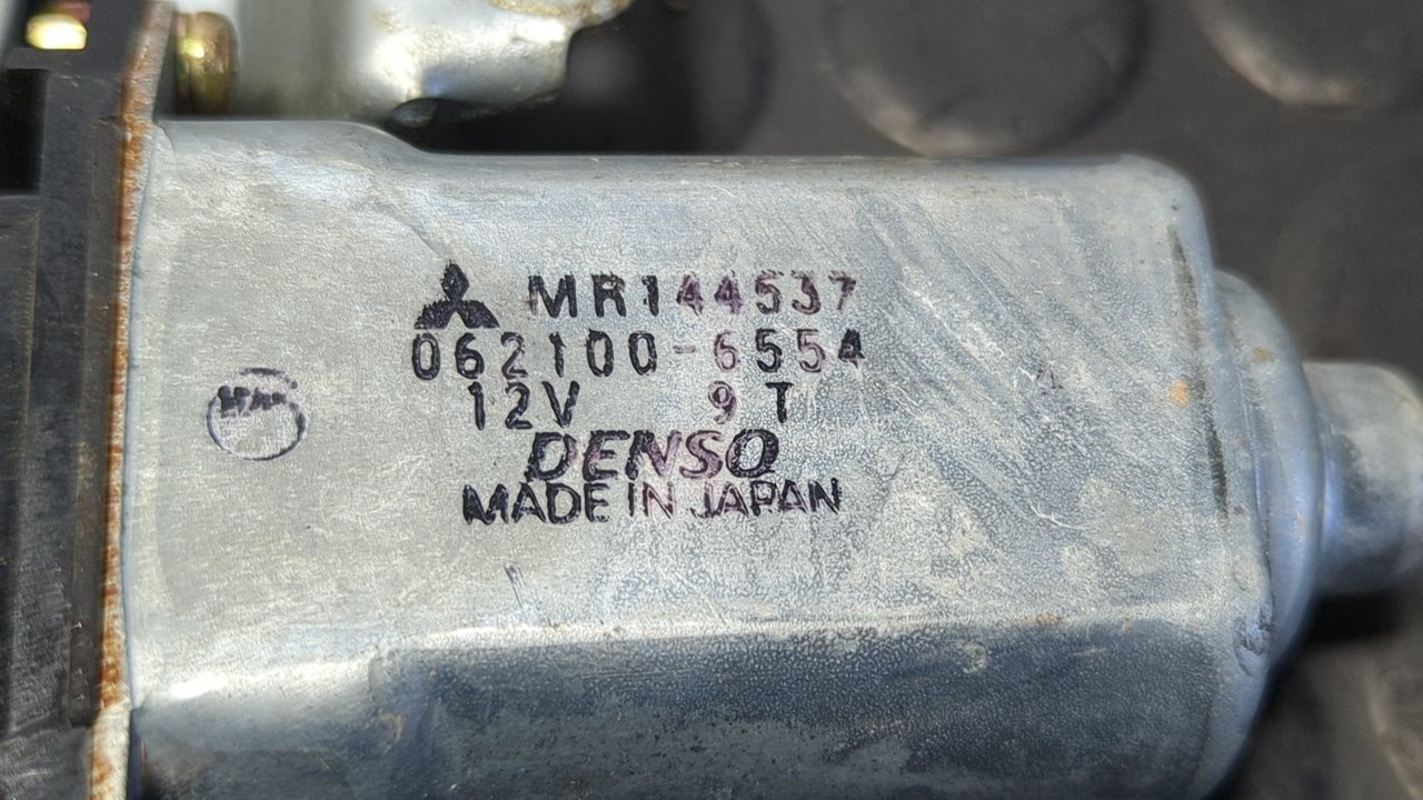 ELEVALUNAS TRASERO IZQUIERDO MITSUBISHI L 200 (K6/7) - vista 3