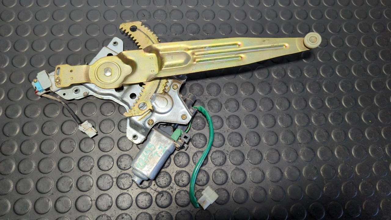 ELEVALUNAS TRASERO IZQUIERDO MITSUBISHI L 200 (K6/7) - vista 2