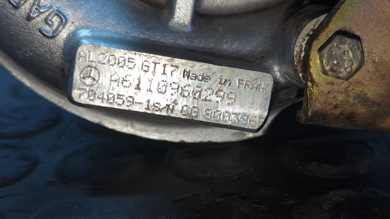 TURBOCOMPRESOR MERCEDES-BENZ VITO (W638) CAJA CERRADA - vista 2