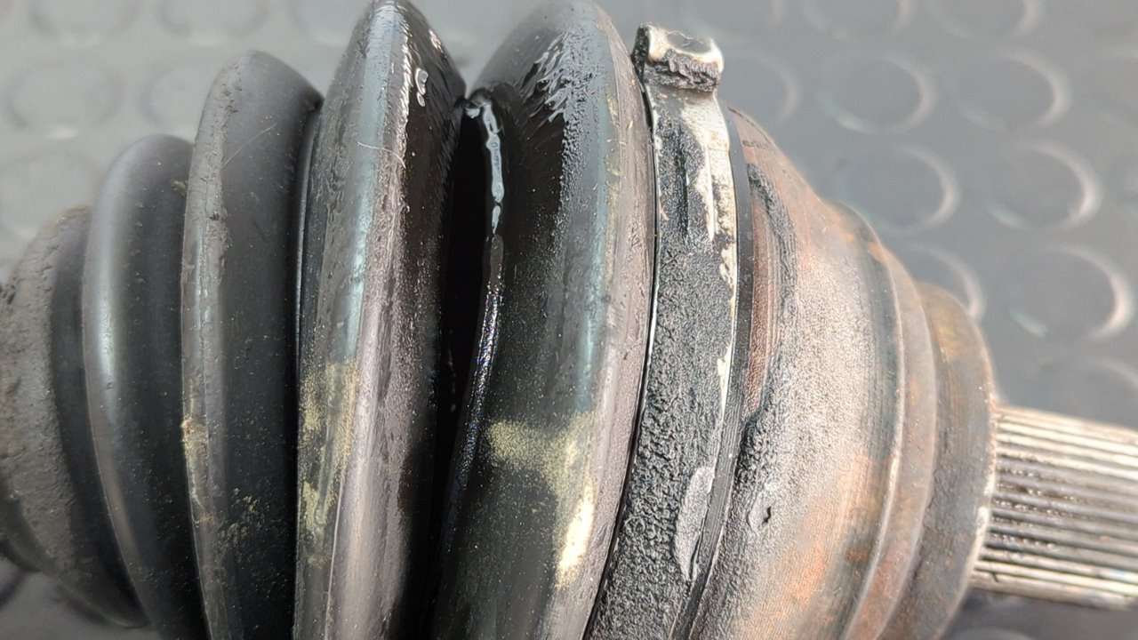 TRANSMISION DELANTERA IZQUIERDA VOLKSWAGEN CADDY KA/KB (2K) - vista 3