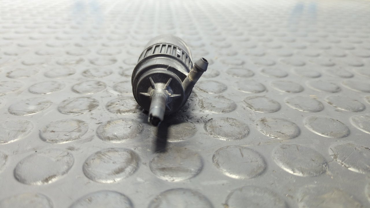 BOMBA LIMPIA MERCEDES-BENZ VITO (W638) CAJA CERRADA - vista 3