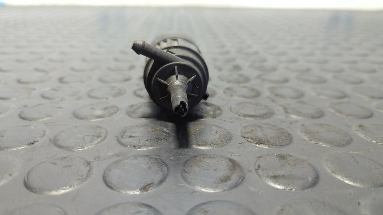 BOMBA LIMPIA MERCEDES-BENZ VITO (W638) CAJA CERRADA - vista 4