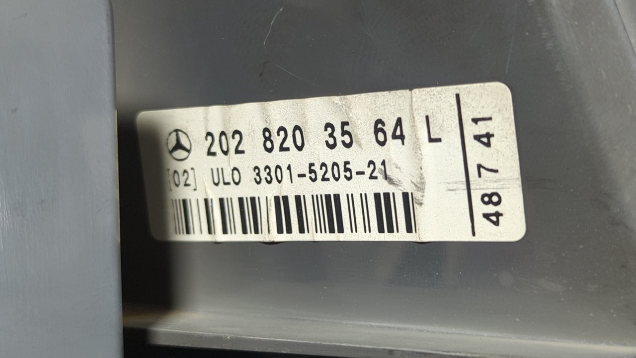 PILOTO TRASERO IZQUIERDO MERCEDES-BENZ CLASE C (W202) BERLINA - vista 7