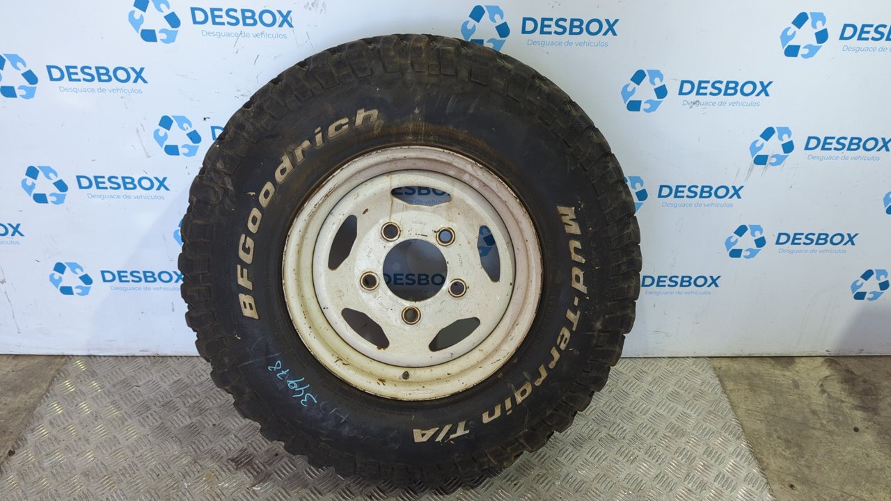 LLANTA LAND ROVER DEFENDER