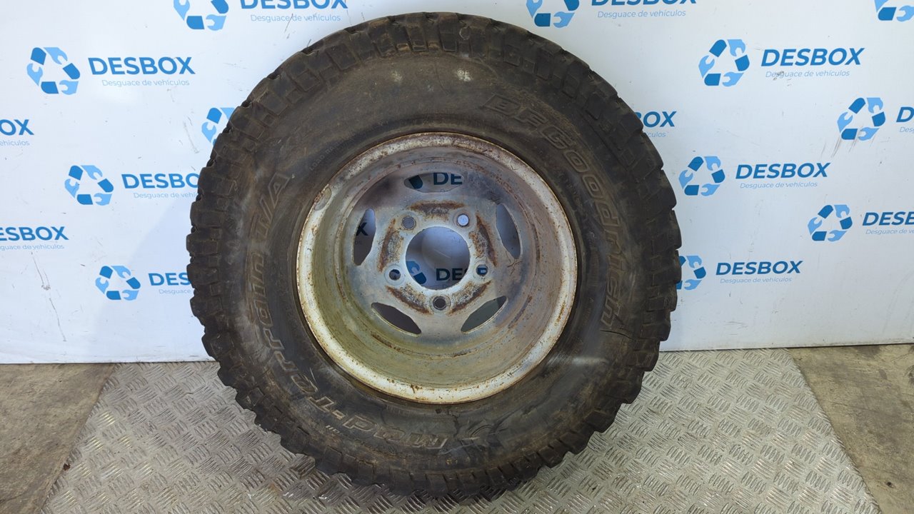 LLANTA LAND ROVER DEFENDER - vista 4
