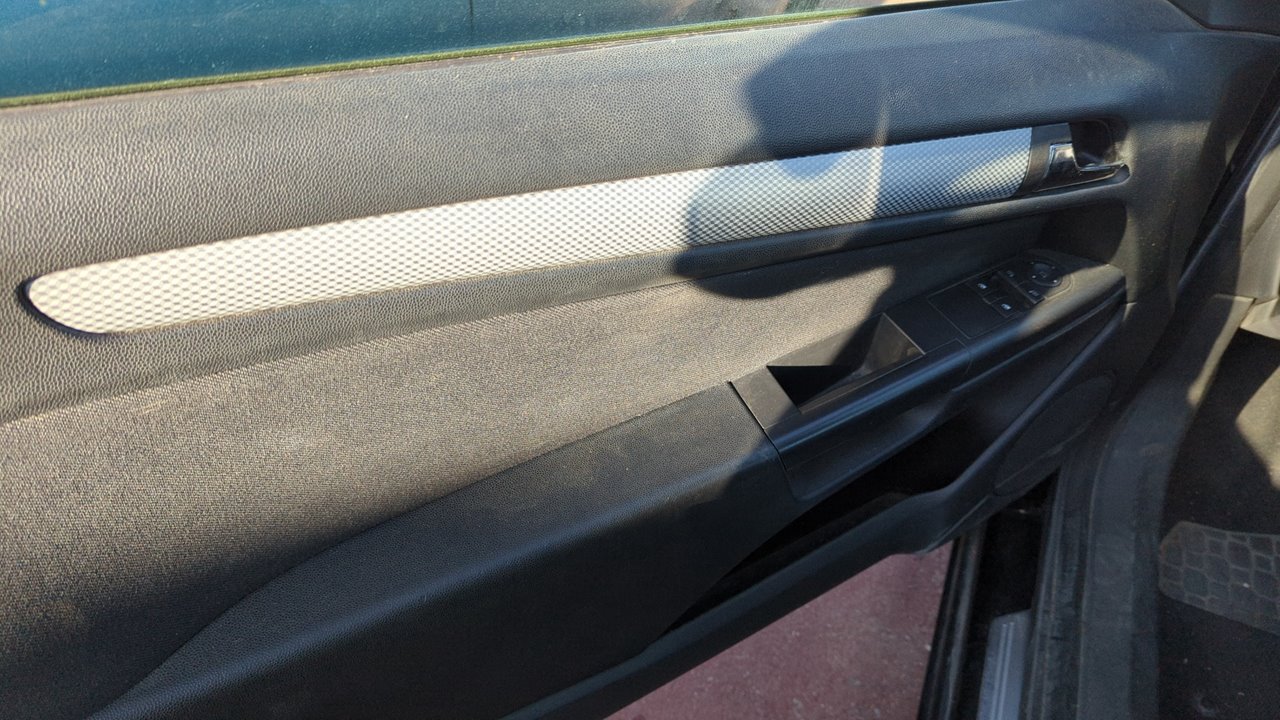 PORTON TRASERO OPEL ASTRA GTC - vista 4