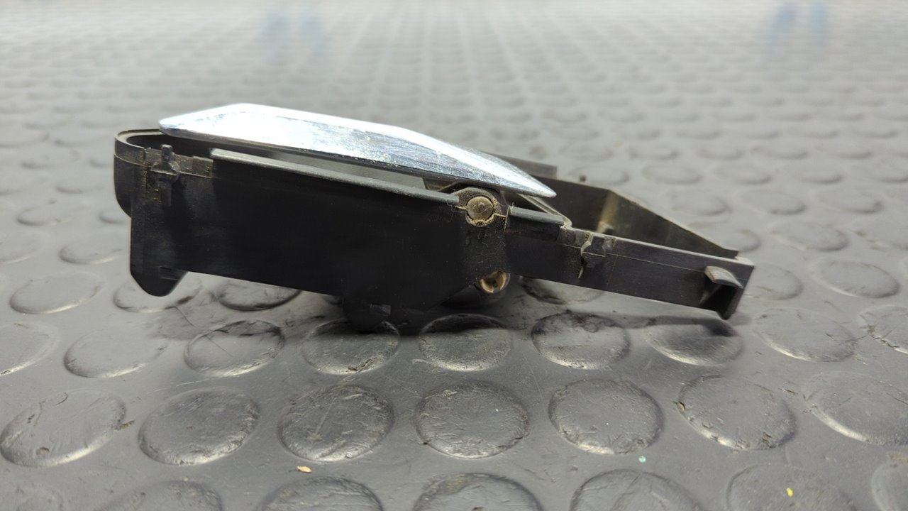 MANETA INTERIOR TRASERA DERECHA MERCEDES-BENZ CLASE E (W124) - vista 7