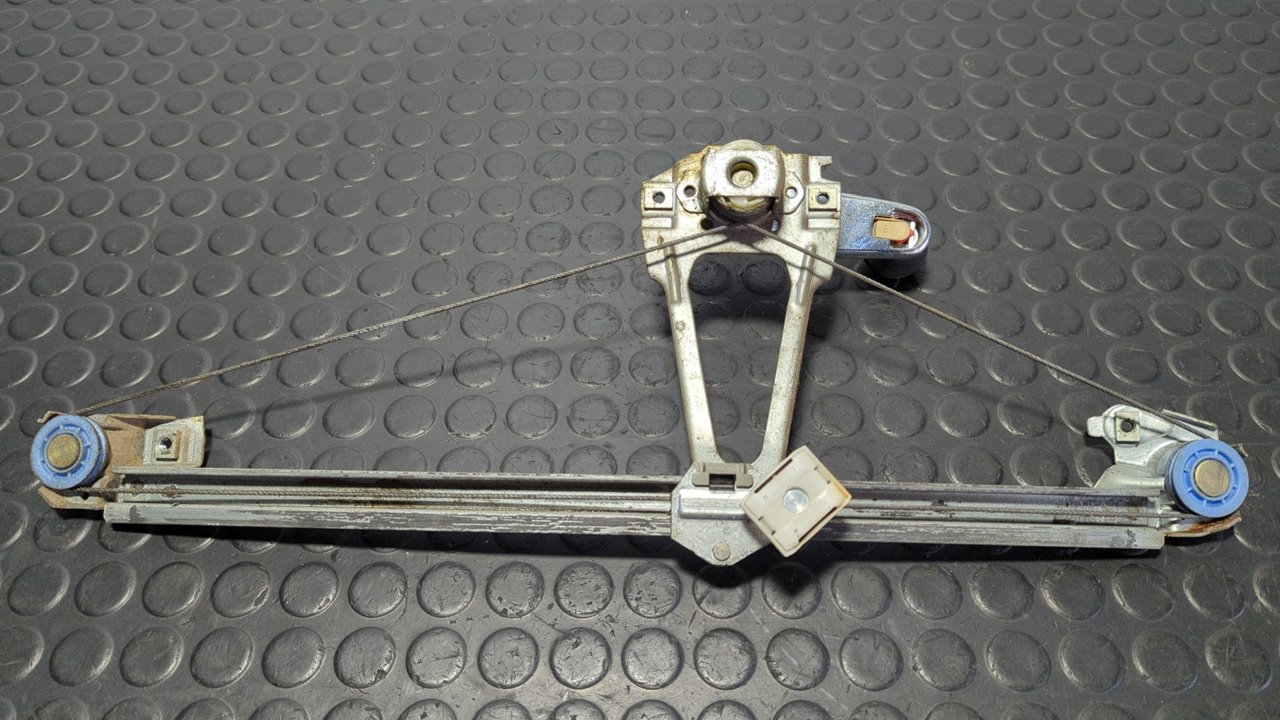 ELEVALUNAS TRASERO IZQUIERDO MERCEDES CLASE C (W201) - vista 3