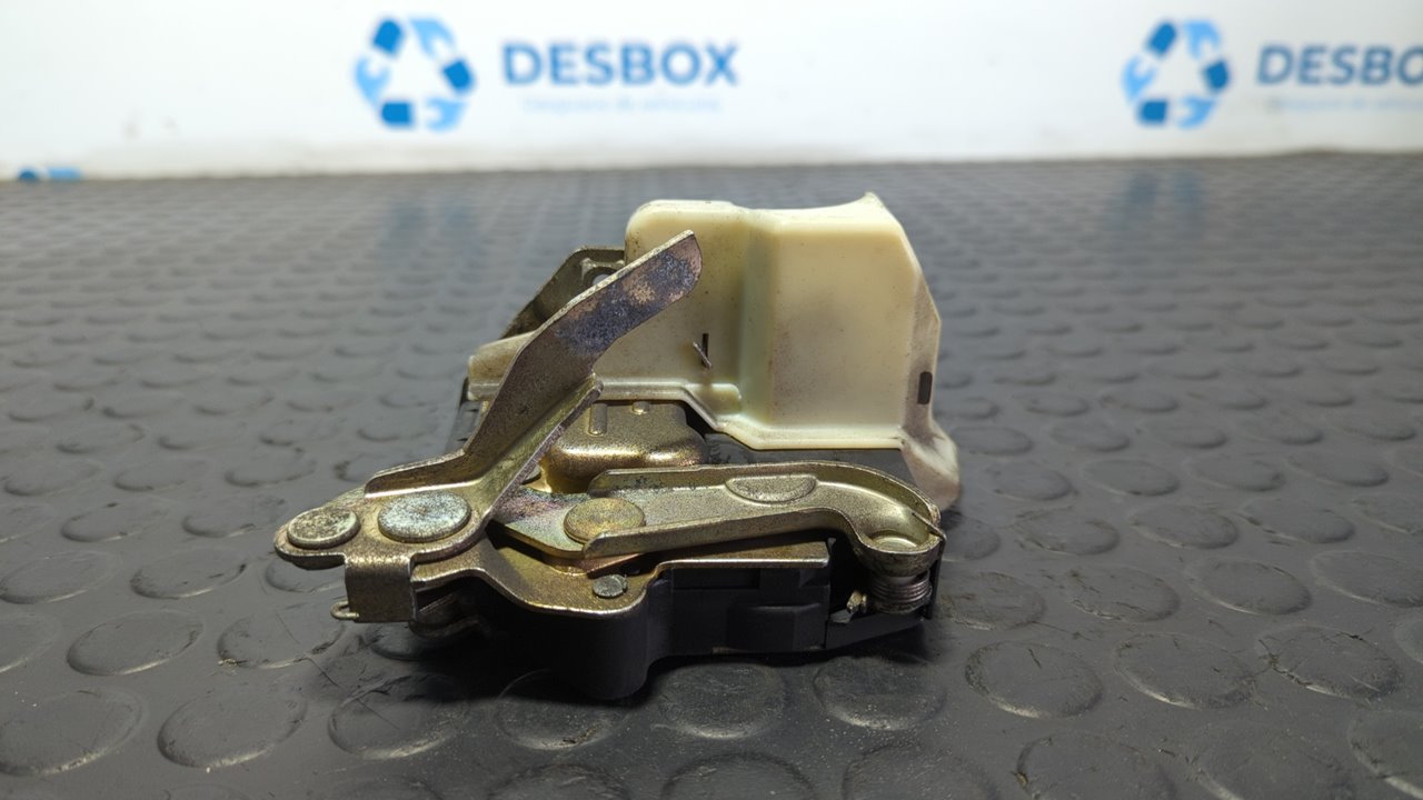 CERRADURA PUERTA TRASERA IZQUIERDA MERCEDES CLASE C (W201)