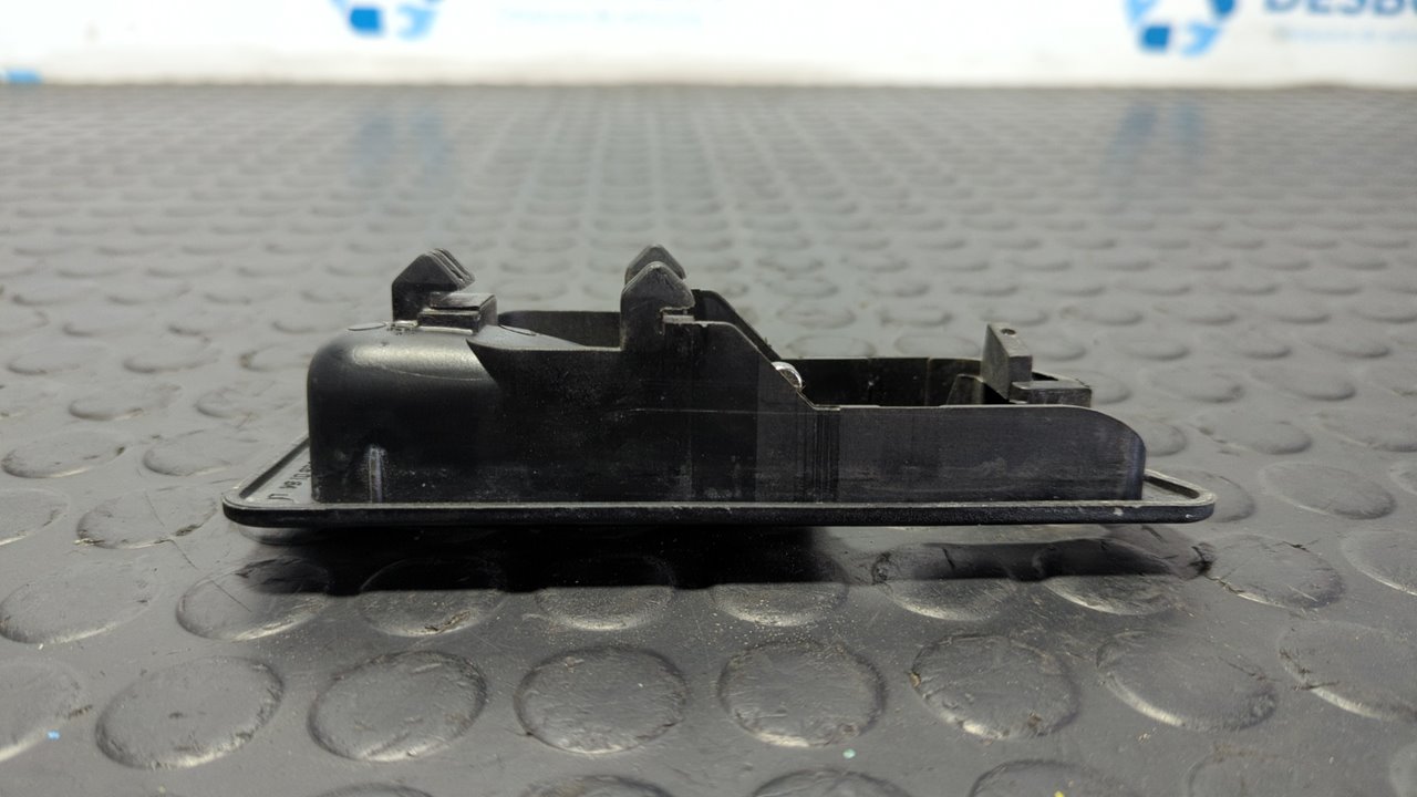 MANETA INTERIOR TRASERA DERECHA MERCEDES CLASE C (W201) - vista 6