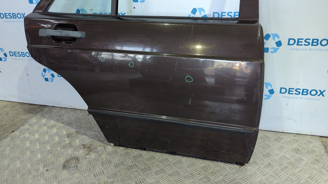 PUERTA TRASERA DERECHA MERCEDES-BENZ CLASE C (W201) - vista 7