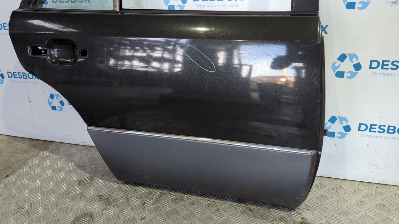 PUERTA TRASERA DERECHA MERCEDES-BENZ CLASE E (W124) - vista 7