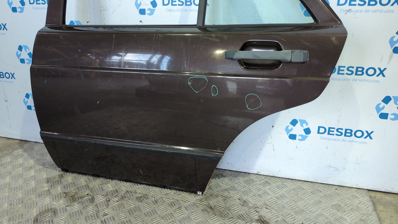 PUERTA TRASERA IZQUIERDA MERCEDES CLASE C (W201) - vista 4