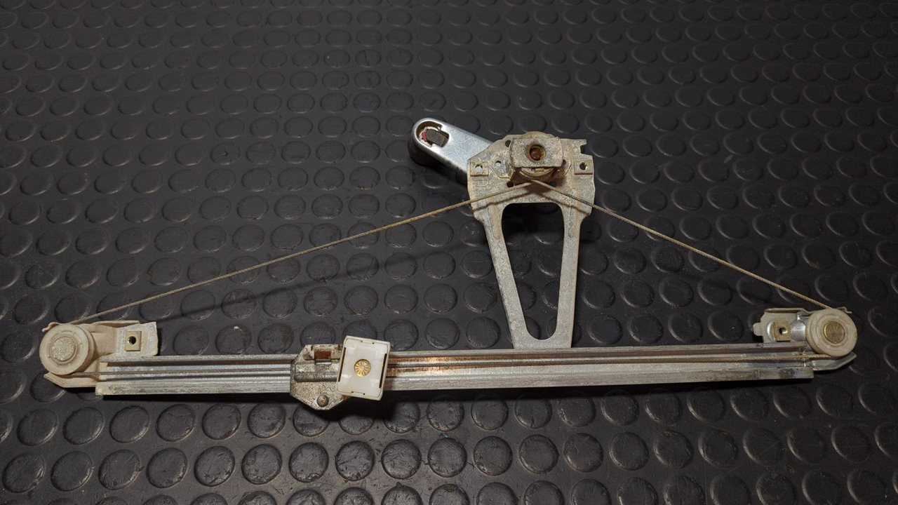 ELEVALUNAS TRASERO IZQUIERDO MERCEDES CLASE E (W124) - vista 2