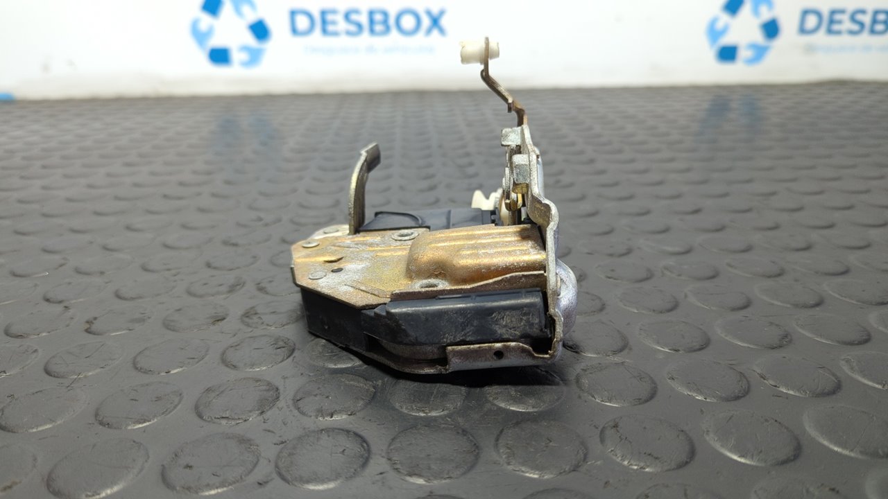 CERRADURA PUERTA DELANTERA DERECHA MERCEDES CLASE C (W201) - vista 4