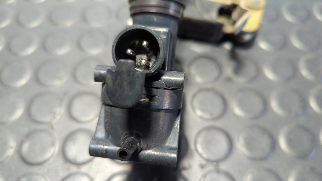 CERRADURA PUERTA DELANTERA DERECHA MERCEDES CLASE E (W124) - vista 4