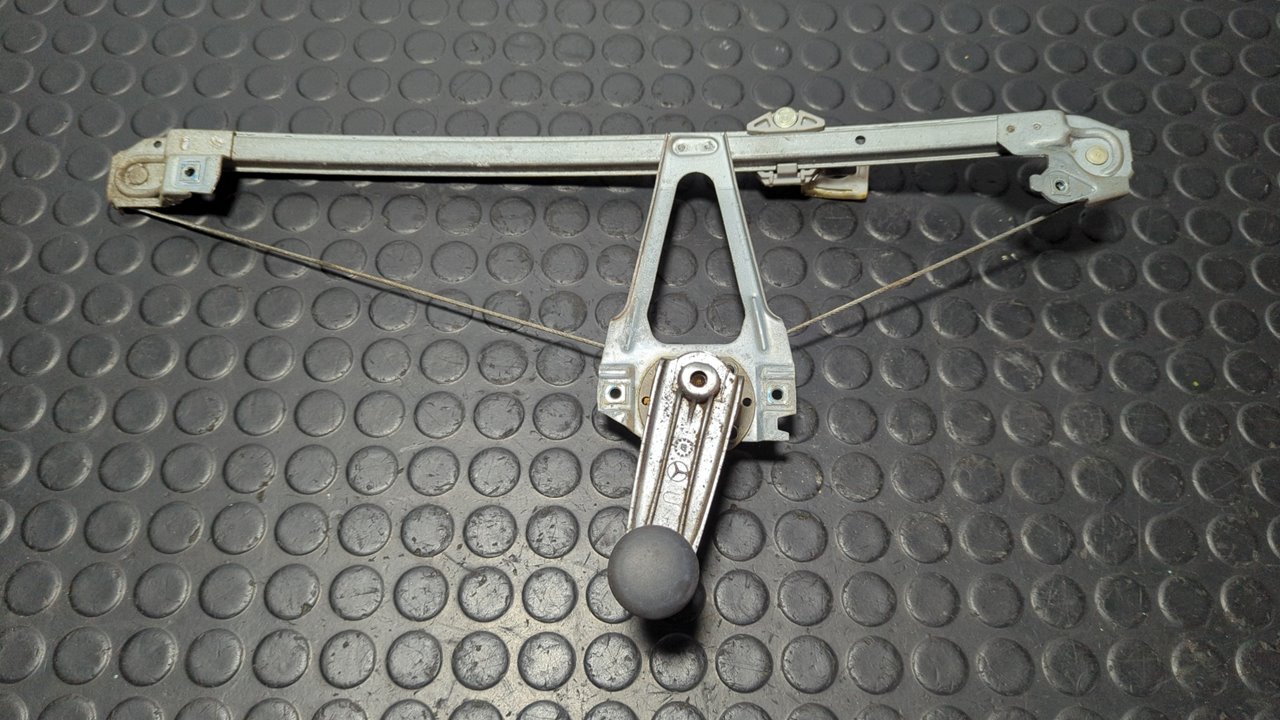 ELEVALUNAS TRASERO IZQUIERDO MERCEDES CLASE C (W201)