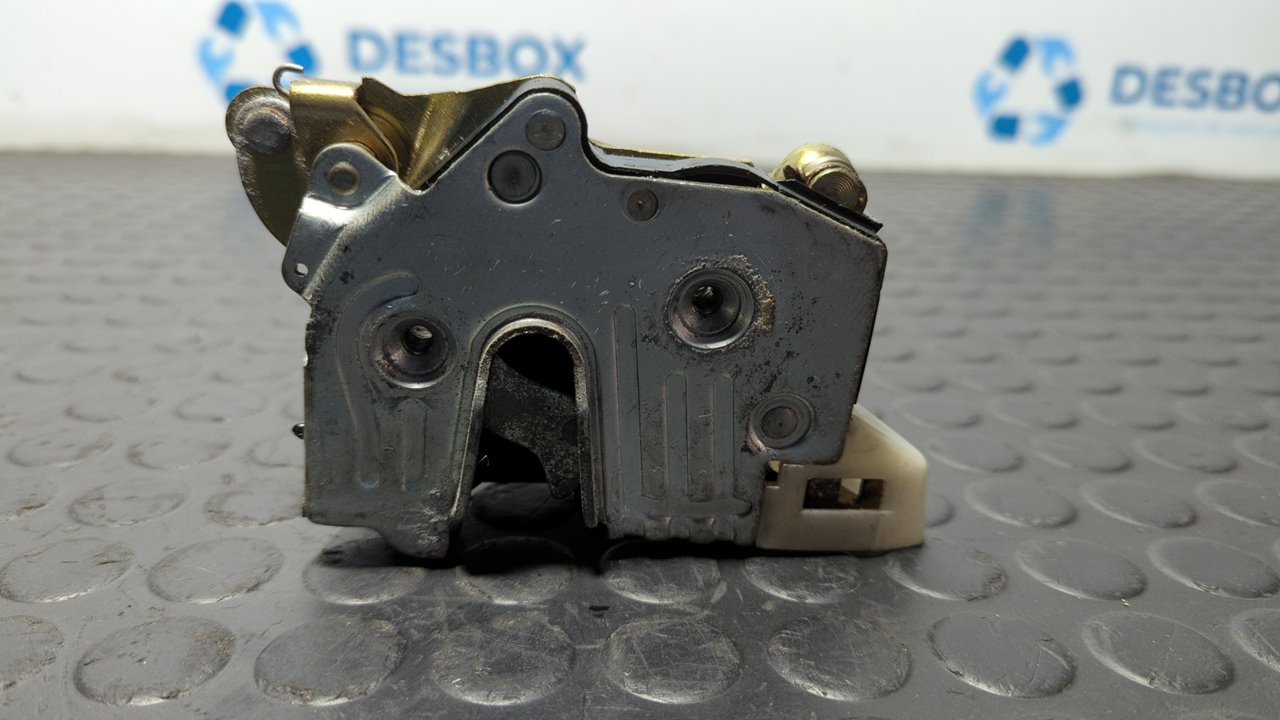 CERRADURA PUERTA TRASERA IZQUIERDA MERCEDES CLASE C (W201) - vista 4