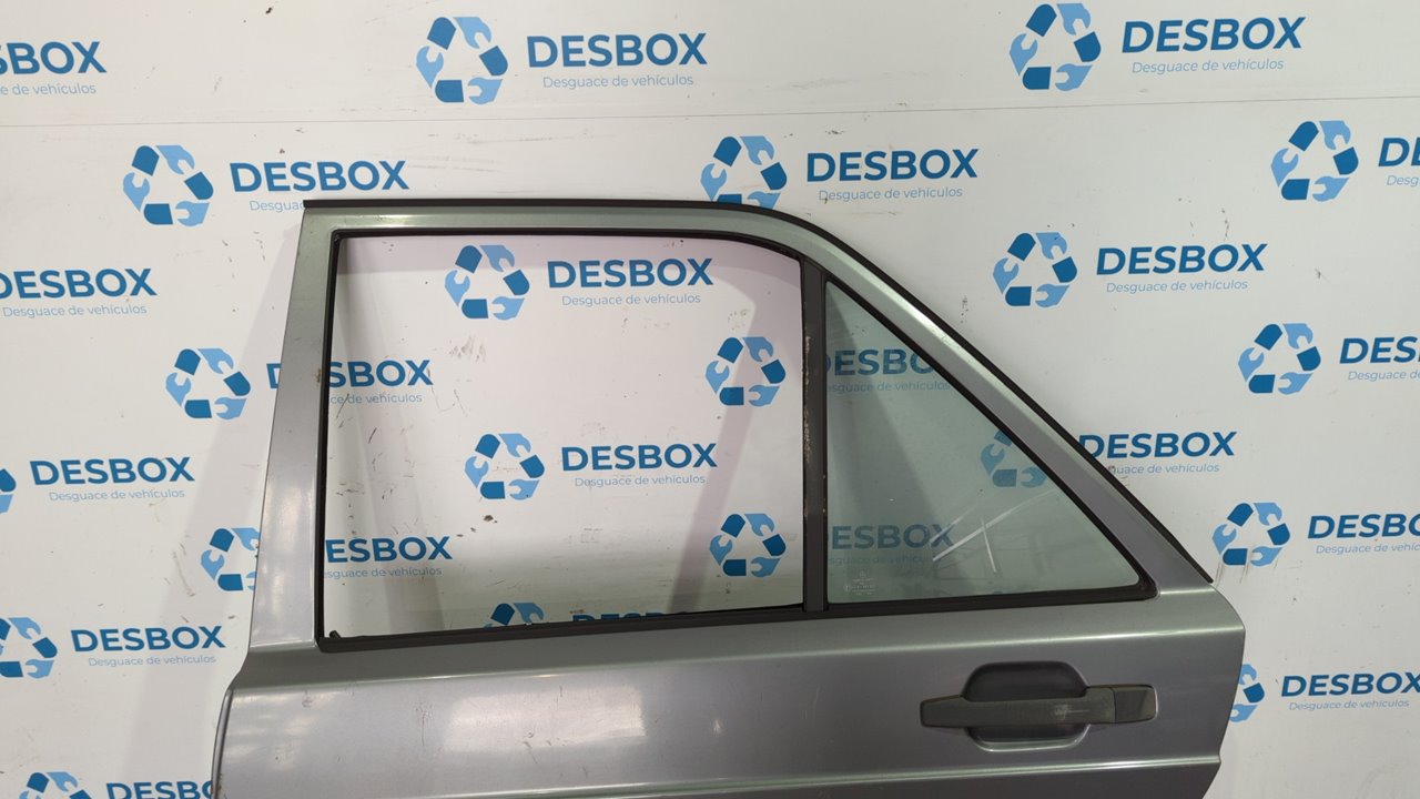 PUERTA TRASERA IZQUIERDA MERCEDES-BENZ CLASE C (W201) - vista 2