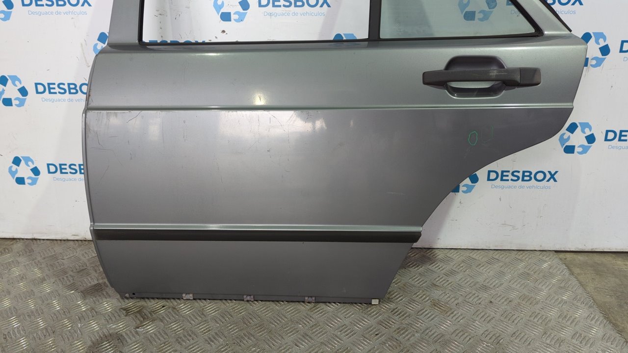 PUERTA TRASERA IZQUIERDA MERCEDES-BENZ CLASE C (W201) - vista 6