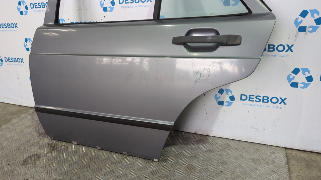 PUERTA TRASERA IZQUIERDA MERCEDES-BENZ CLASE C (W201) - vista 7