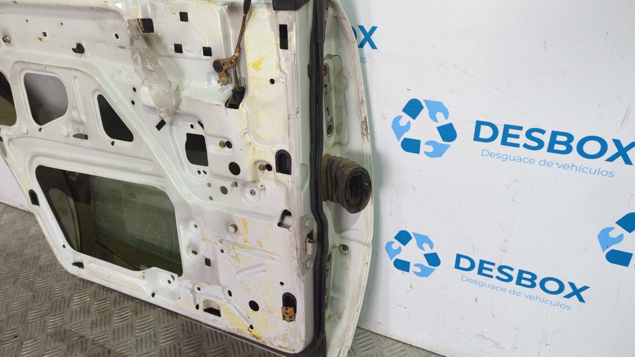 PUERTA TRASERA IZQUIERDA MERCEDES CLASE E (W124) - vista 4