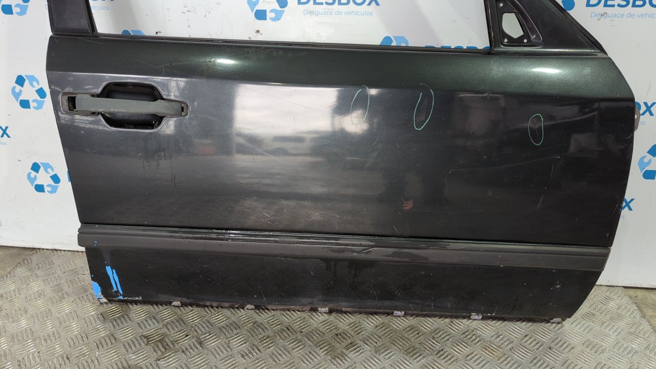 PUERTA DELANTERA DERECHA MERCEDES CLASE C (W201) - vista 3