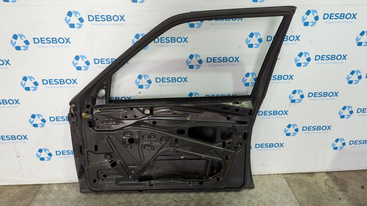 PUERTA DELANTERA DERECHA MERCEDES CLASE C (W201) - vista 7
