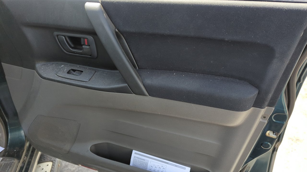 FARO DERECHO MITSUBISHI MONTERO (V80/V90) - vista 2