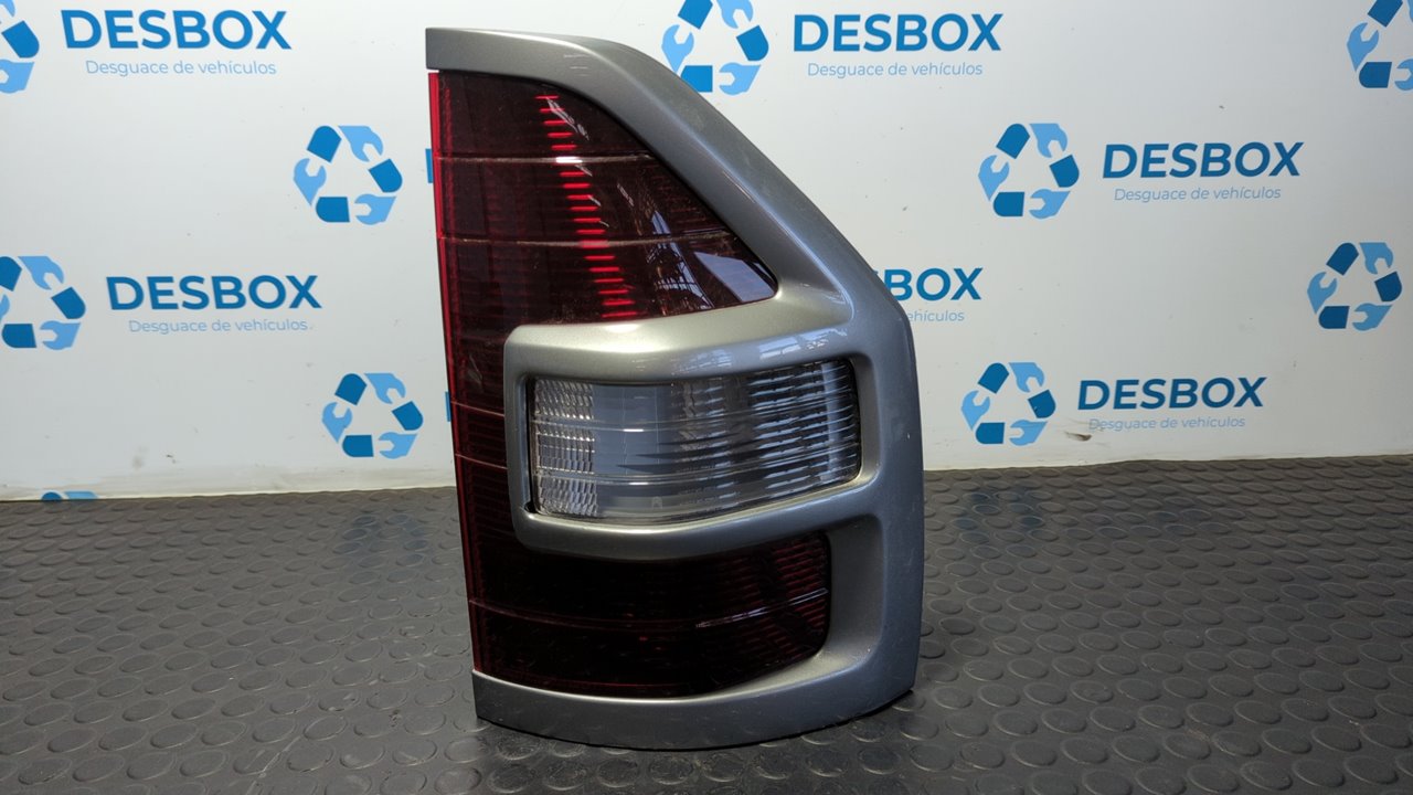 PILOTO TRASERO DERECHO MITSUBISHI MONTERO (V80/V90)