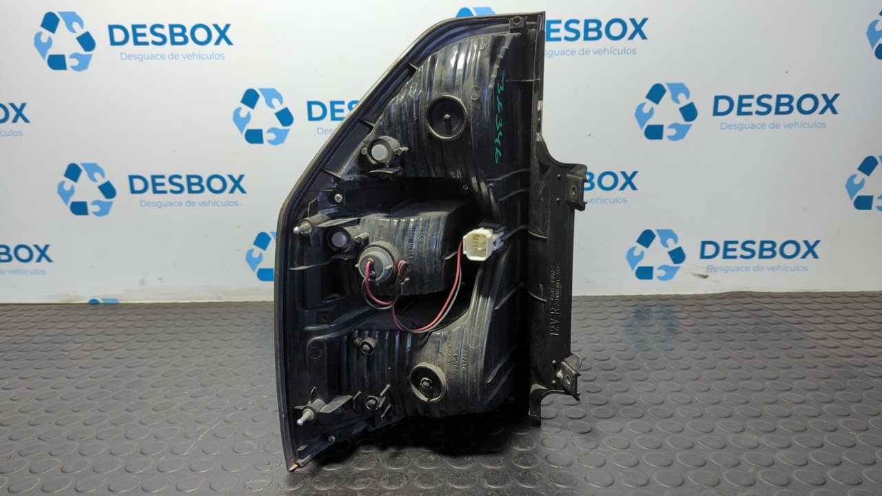 PILOTO TRASERO DERECHO MITSUBISHI MONTERO (V80/V90) - vista 3