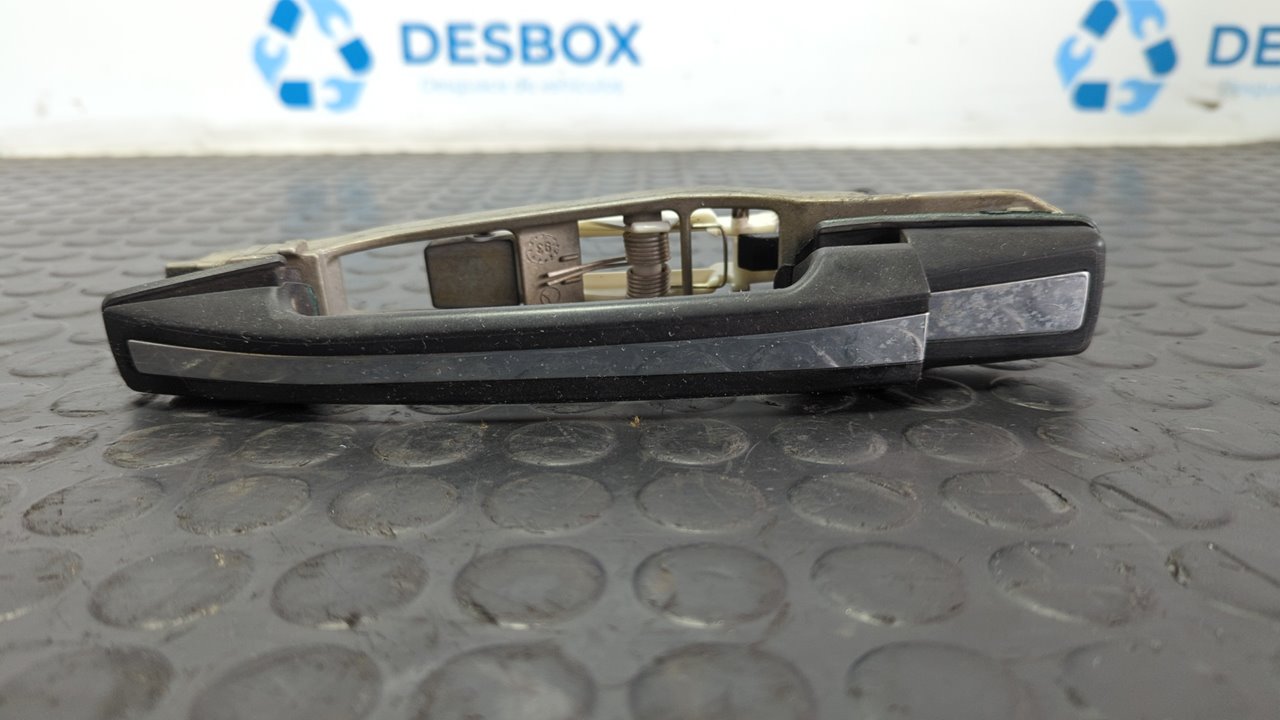 MANETA TRASERA DERECHA MERCEDES CLASE E (W124)