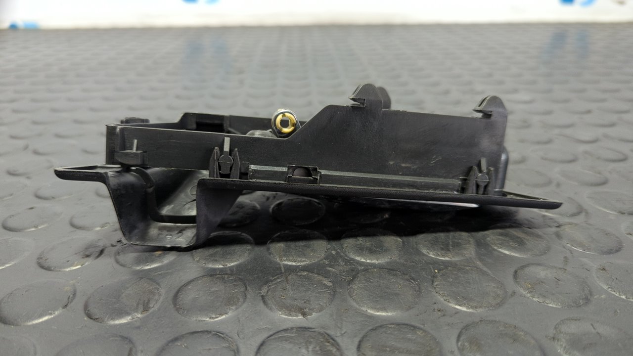 MANETA INTERIOR TRASERA DERECHA MERCEDES-BENZ CLASE E (W124) - vista 3