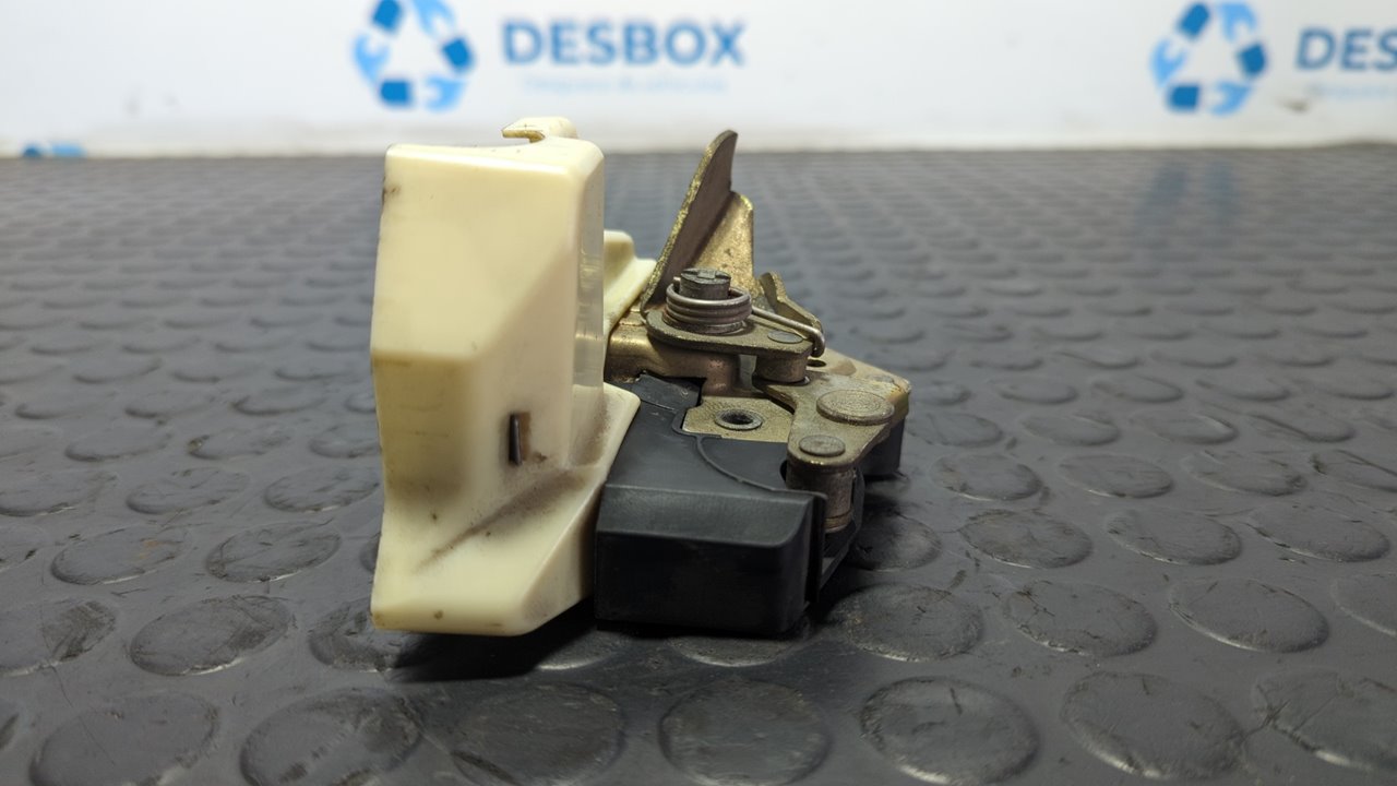 CERRADURA PUERTA TRASERA DERECHA MERCEDES CLASE E (W124) - vista 4