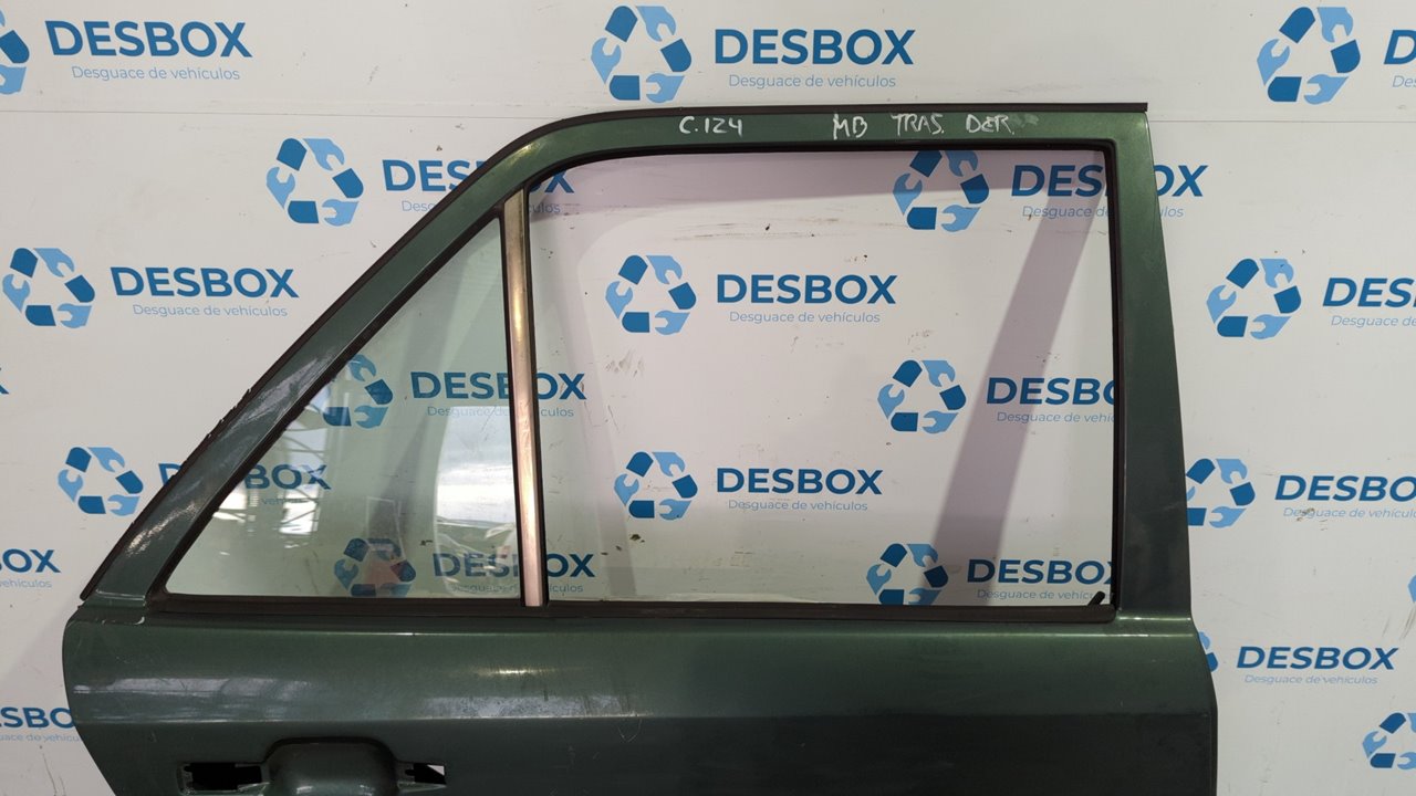 PUERTA TRASERA DERECHA MERCEDES-BENZ CLASE E (W124) - vista 4