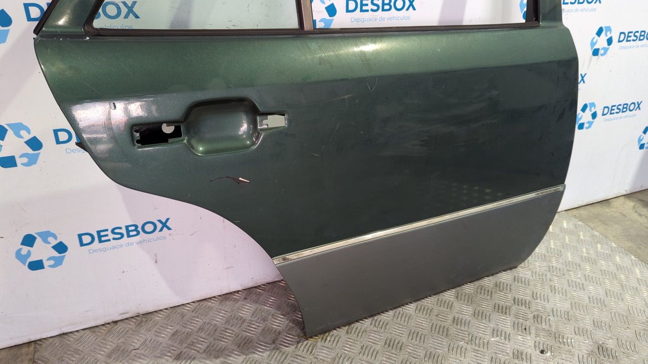 PUERTA TRASERA DERECHA MERCEDES-BENZ CLASE E (W124) - vista 5