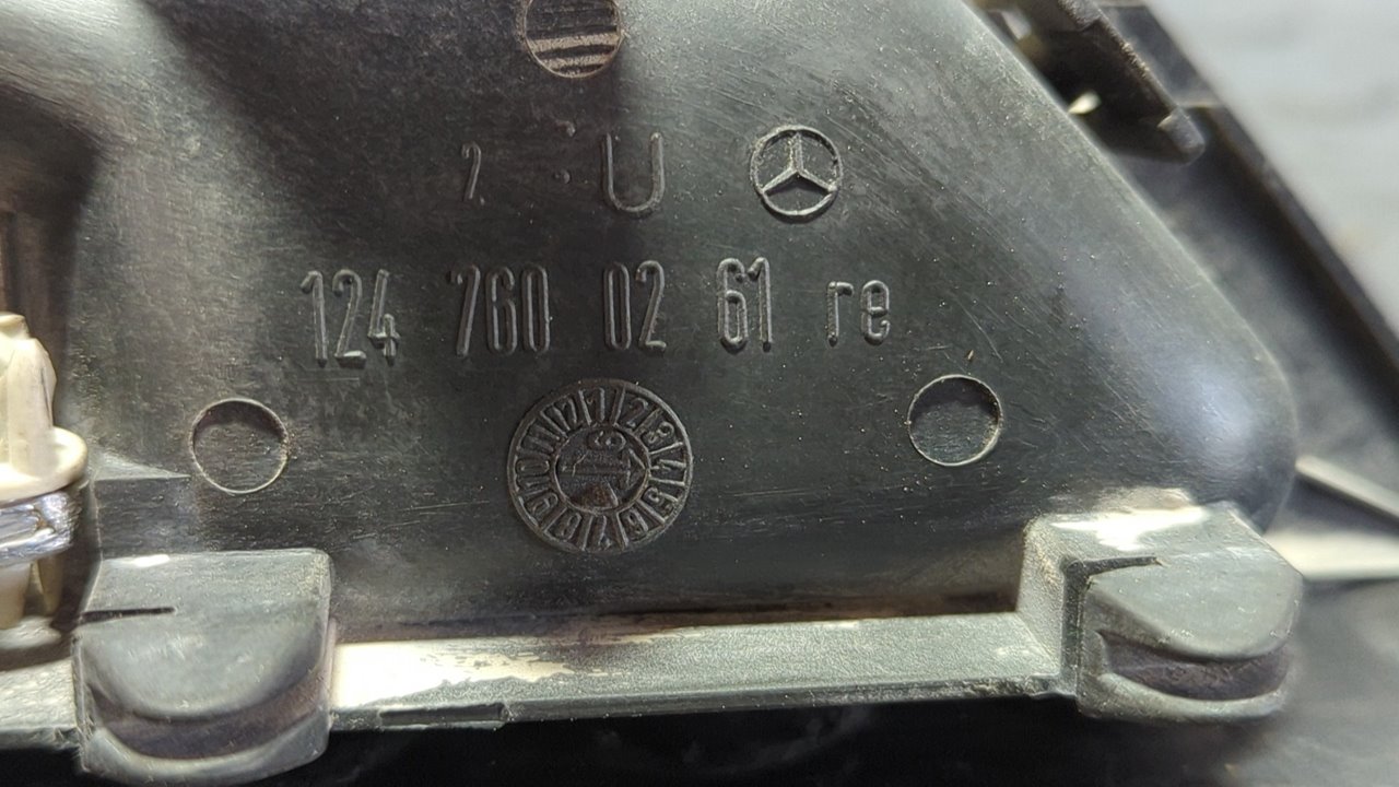 MANETA INTERIOR TRASERA DERECHA MERCEDES CLASE E (W124) - vista 4