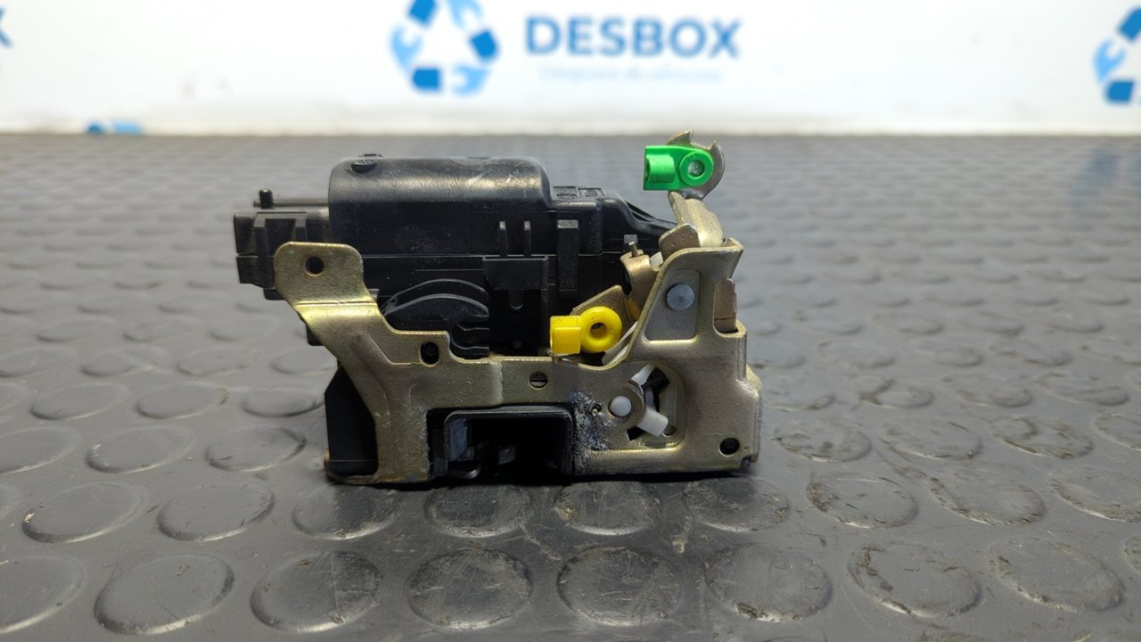 CERRADURA PUERTA DELANTERA DERECHA RENAULT MASTER COMBI - vista 2