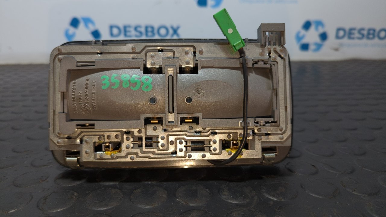 LUZ INTERIOR FIAT DUCATO CHASIS CABINA 33 (290) - vista 4