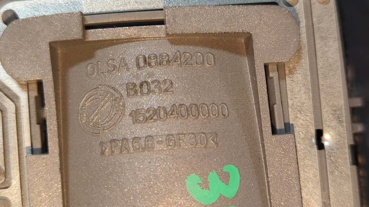 LUZ INTERIOR FIAT DUCATO CHASIS CABINA 33 (290) - vista 3