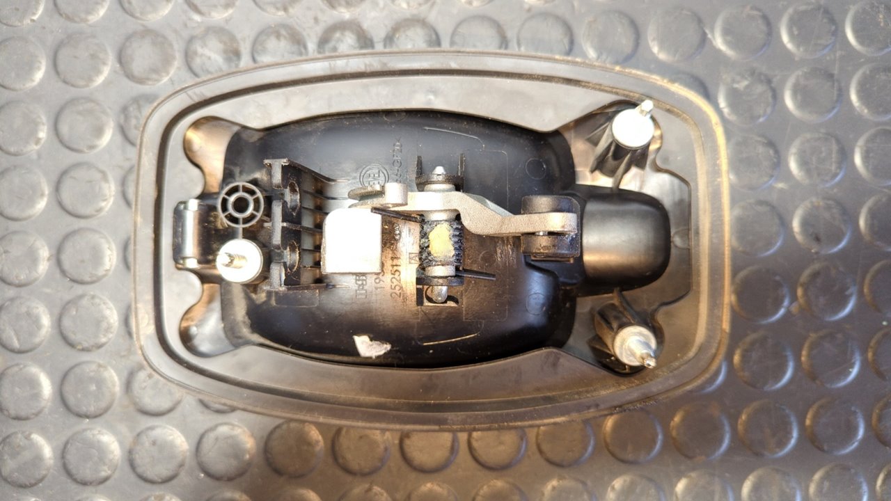 MANETA DELANTERA DERECHA FIAT DUCATO CHASIS CABINA 33 (290) - vista 2