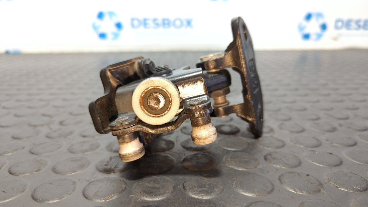 SOPORTE / GUIA PUERTA CORREDERA INTERMEDIO FIAT DUCATO CHASIS CABINA 33 (290) - vista 3