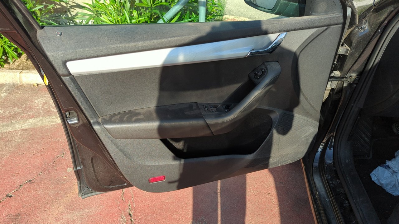 PUERTA TRASERA IZQUIERDA SKODA OCTAVIA BERLINA (1Z3) - vista 4