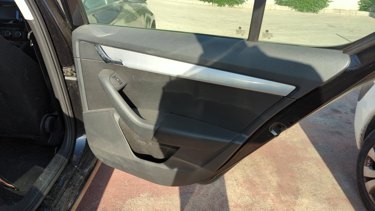 PUERTA TRASERA IZQUIERDA SKODA OCTAVIA BERLINA (1Z3) - vista 12